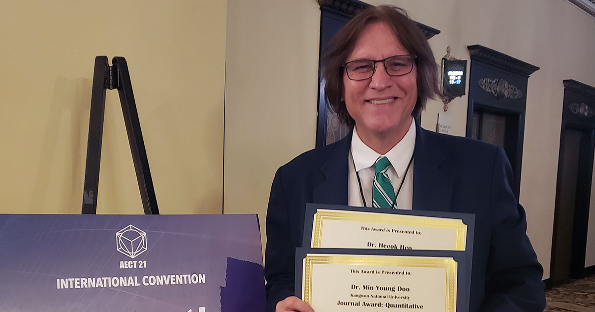 Bonk wins two honors at AECT conference 2021 News School of