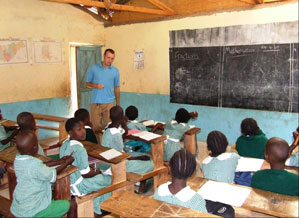 Then-IU student Jordan Leeper leads a class in Kenya in 2007.
