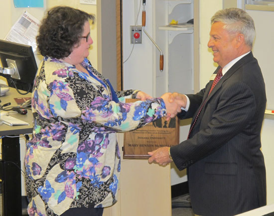 Mary McMullen receives the Gorman Award from Dean Gonzalez