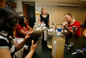 Science Education Professor Valarie Akerson in an IU School of Education science lab with students.